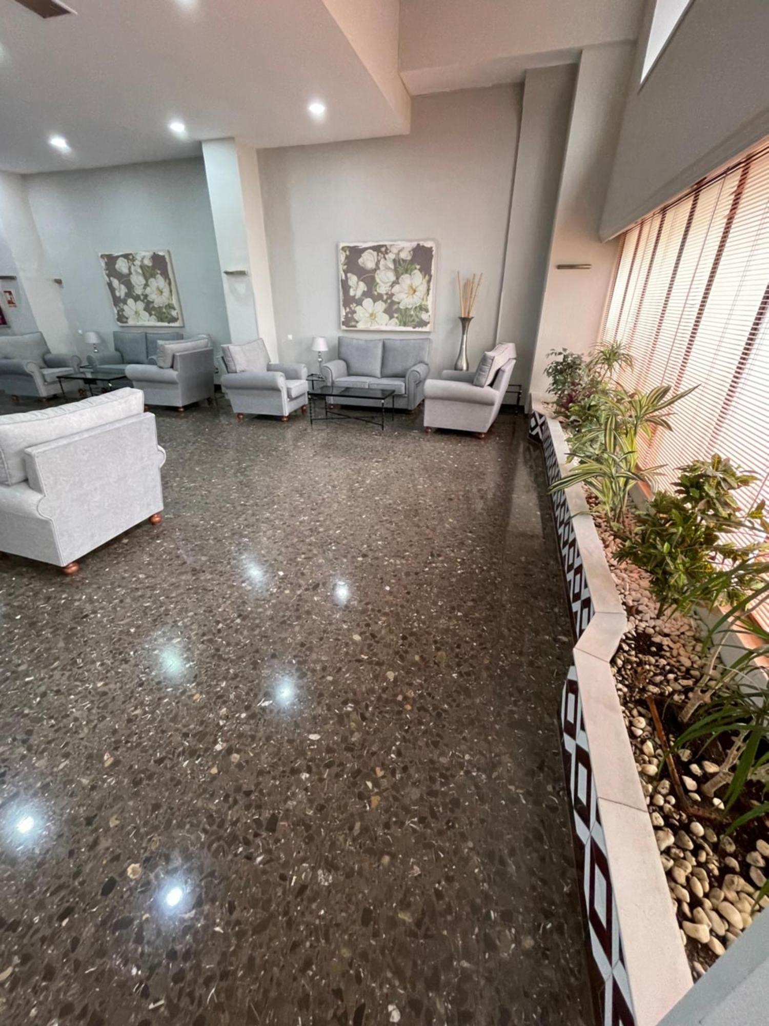 Resitur Luxury Suit 2 Seville Exterior photo