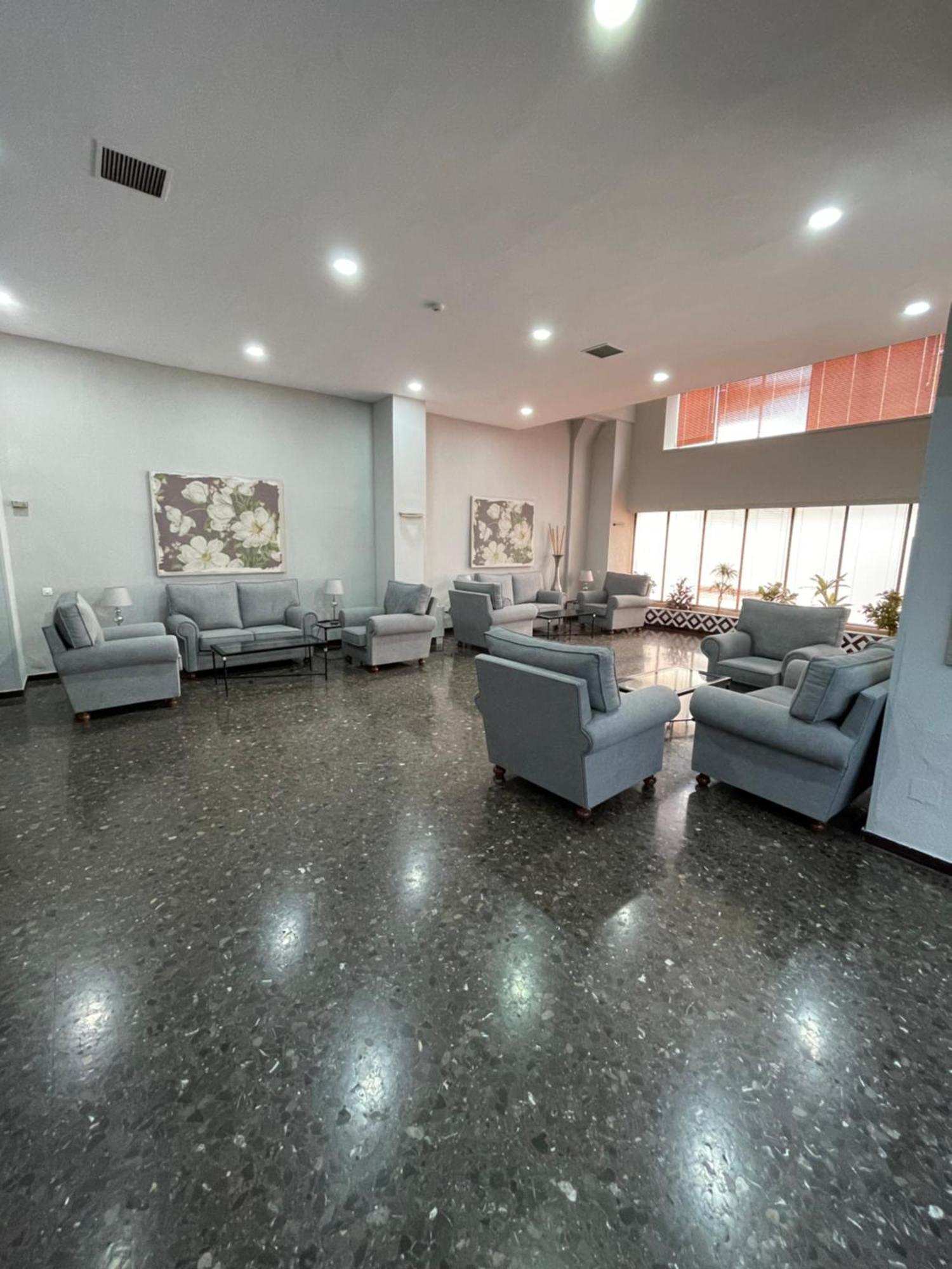 Resitur Luxury Suit 2 Seville Exterior photo